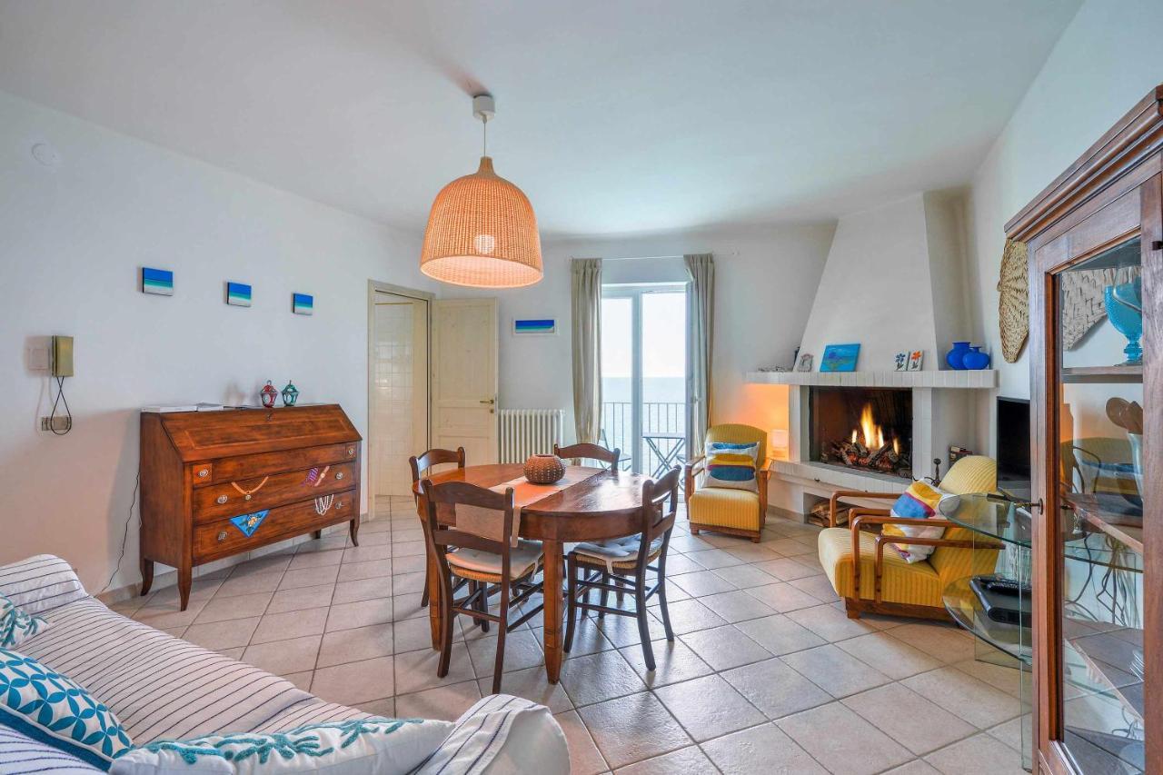 Amoredimare Casa Vacanze Polignano a Mare Luaran gambar